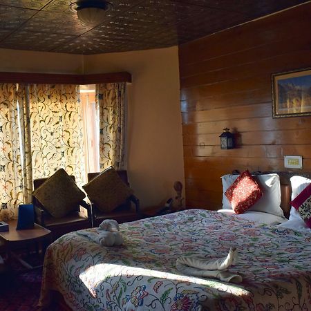 Welcome Hotel Гулмарг Екстериор снимка