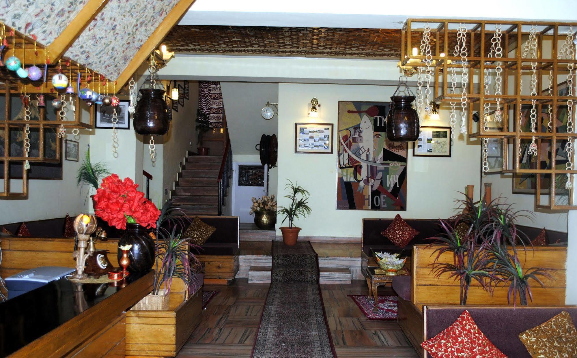 Welcome Hotel Гулмарг Екстериор снимка