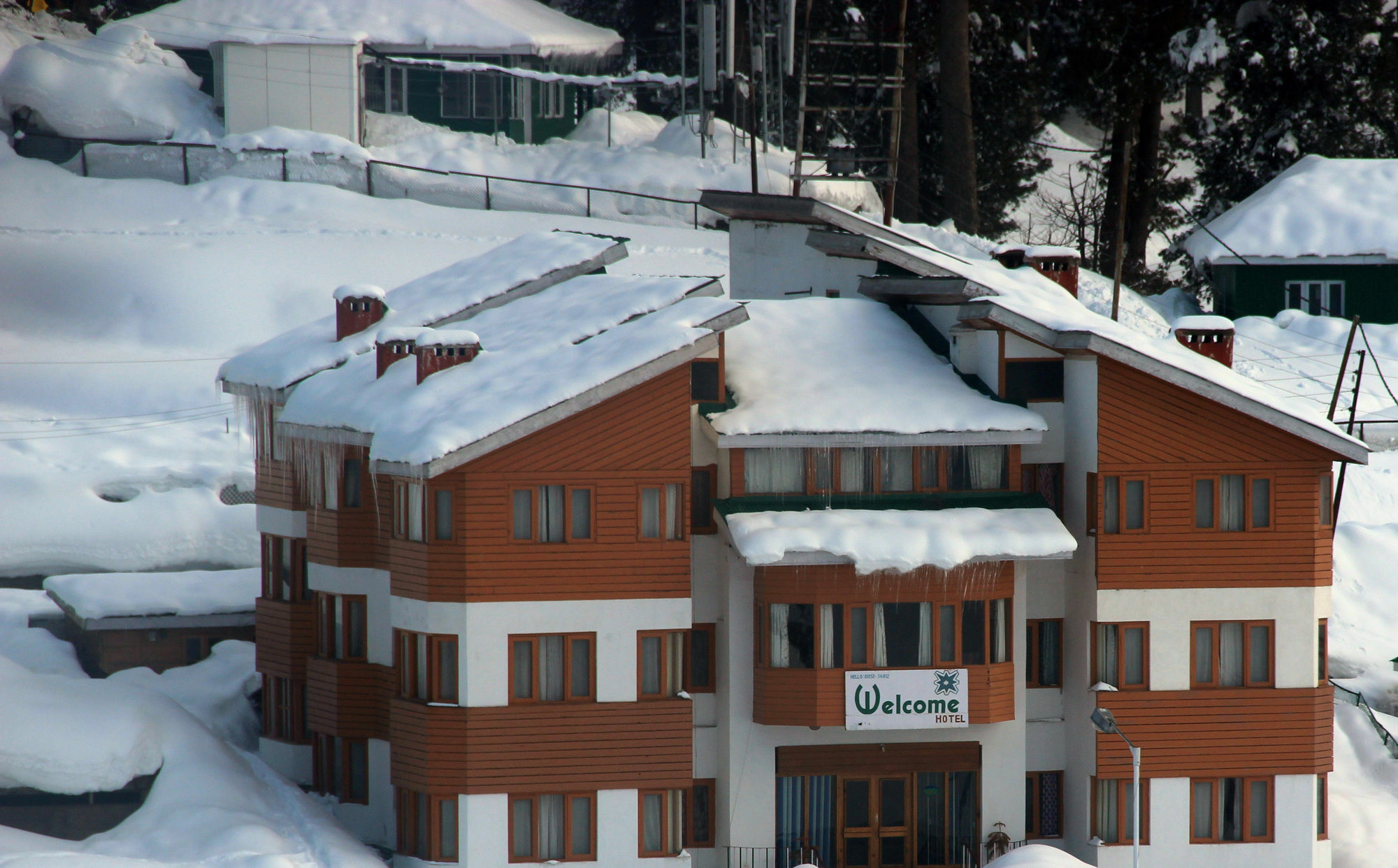 Welcome Hotel Гулмарг Екстериор снимка
